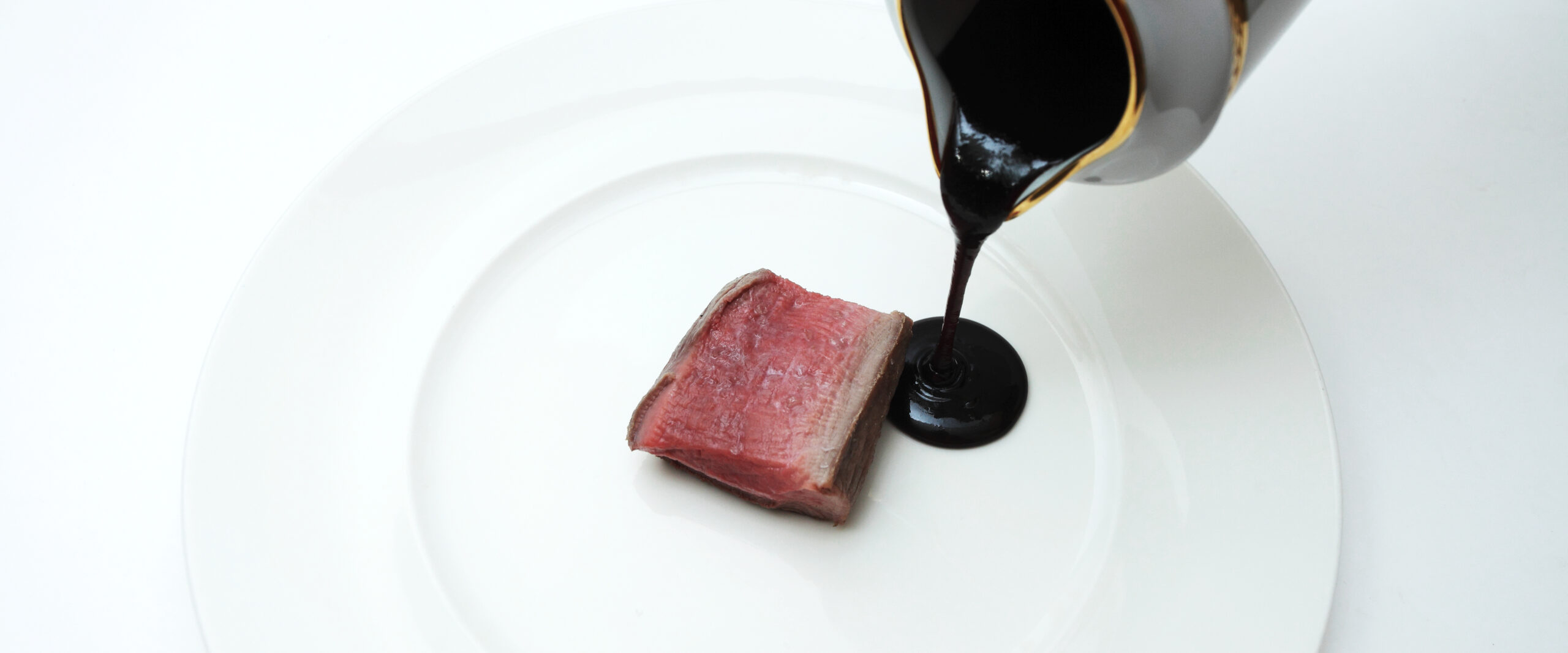 Sella di camoscio al melograno